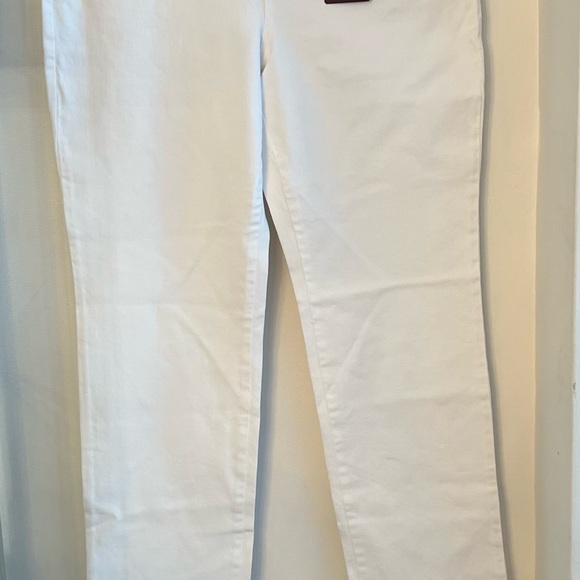 Gloria Vanderbilt Slimming White Jeans 🦋 - Picture 4 of 6